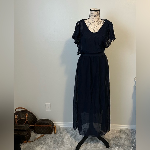 Dresses & Skirts - Guisy Made in Italy Silk Dress in size Medium